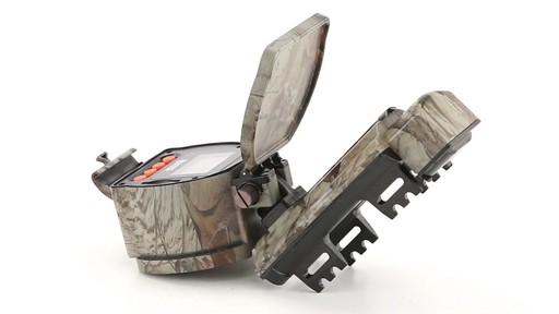 Eyecon Crossfire 7MP Invisi-Flash Trail/Game Camera Camo 360 View - image 8 from the video